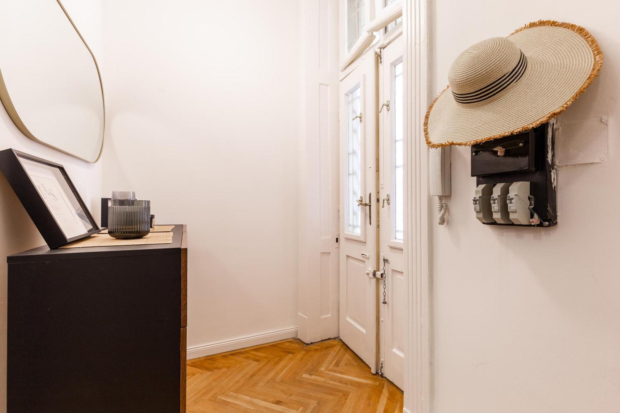 Tas Apartments Budapest Exteriör bild
