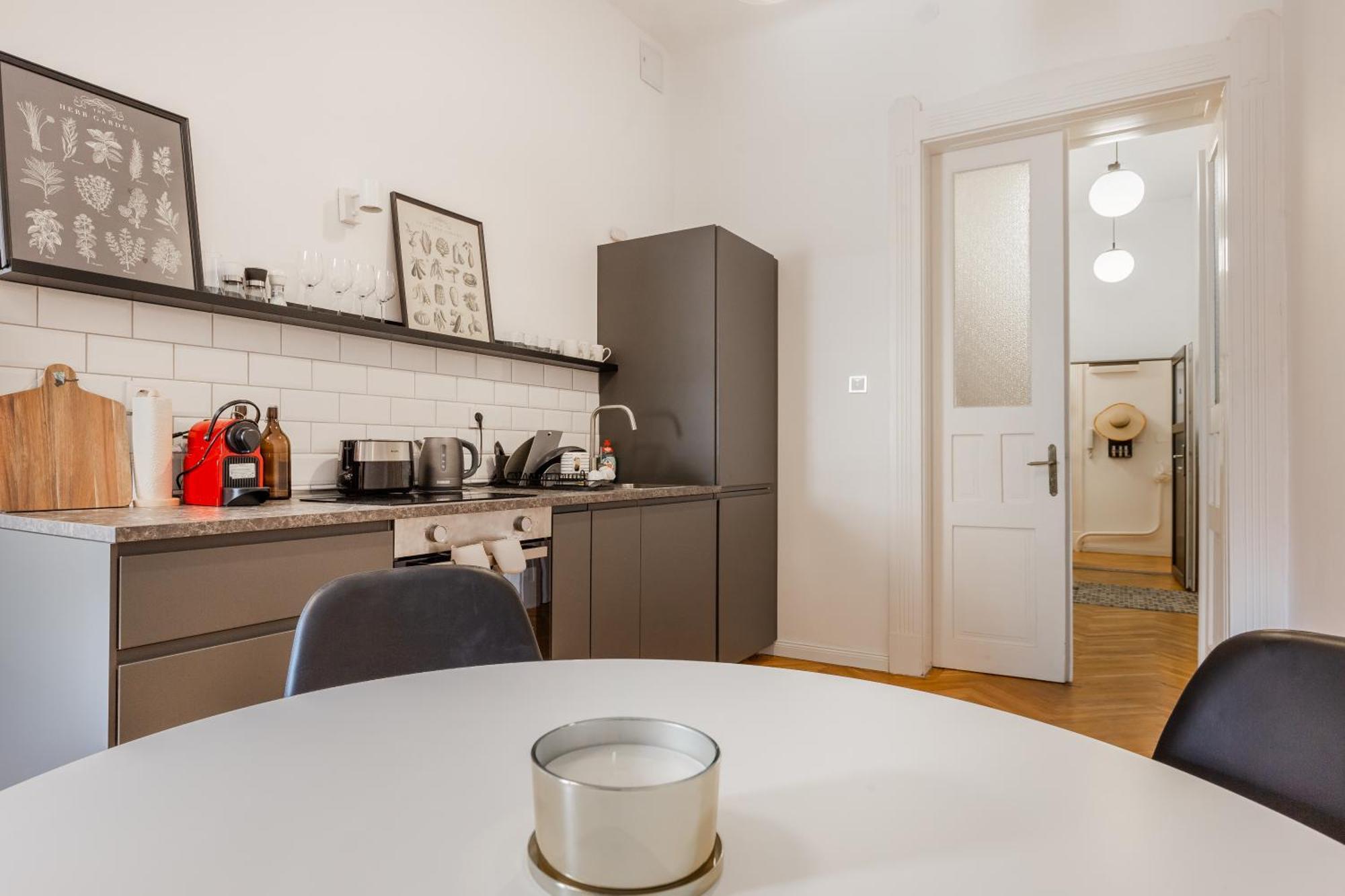 Tas Apartments Budapest Exteriör bild